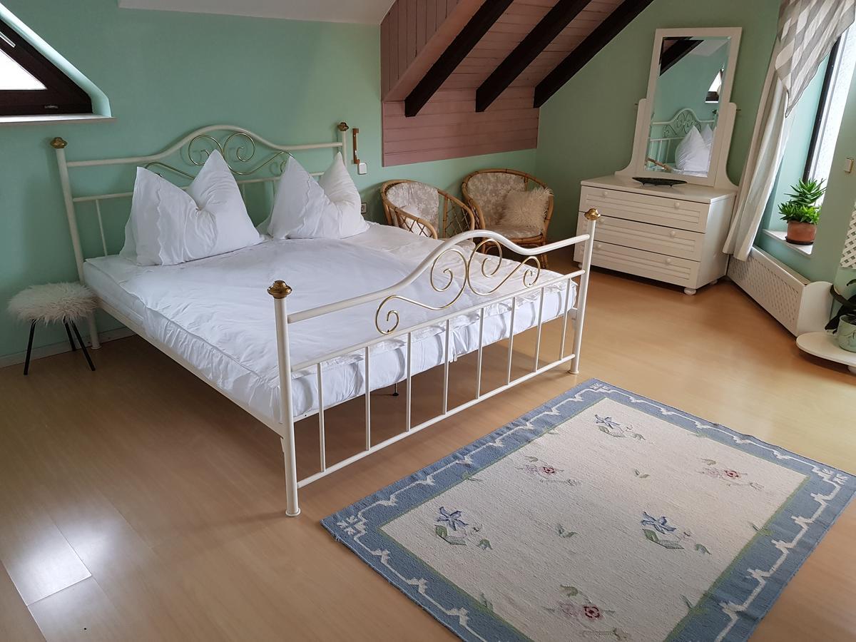 Pr'Simi Bed and Breakfast Golnik Eksteriør billede